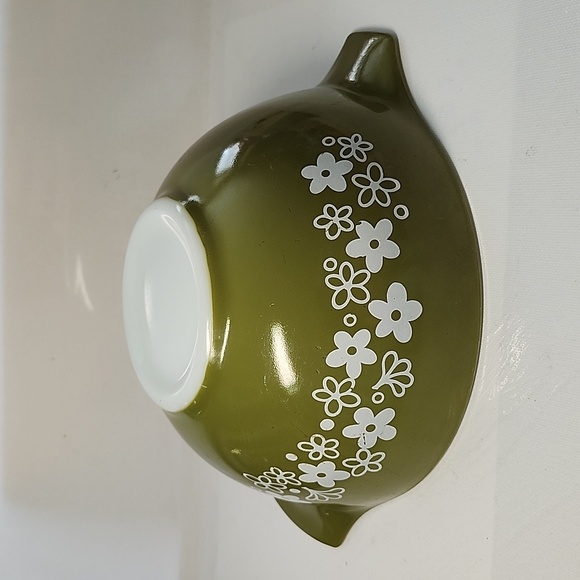 Vintage Pyrex primary Avocado color Cinderella nesting mixing bowl 444-4qt … - Picture 4 of 10